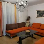 아파트 Hereditas *