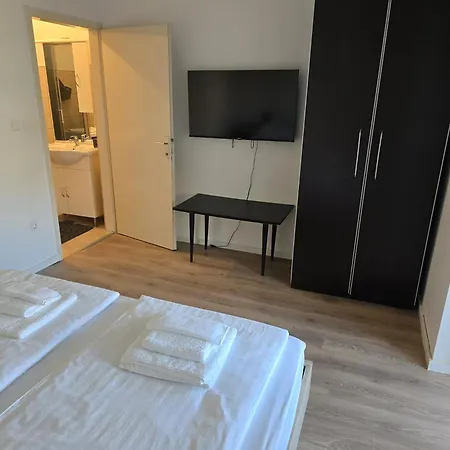 Hereditas Apartment *