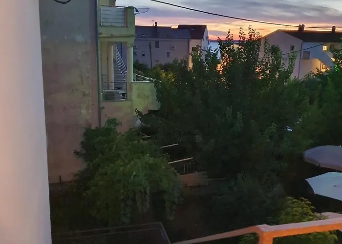 Hereditas דירה *